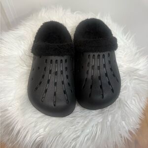 Amazon Kids Black Slippers